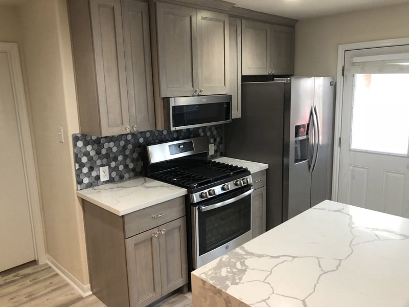 Katy, TX custom built kitchen cabinets